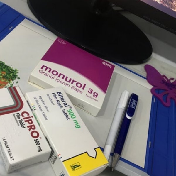 Monurol 3g (3000 mg) granül içeren saşe kullananlar